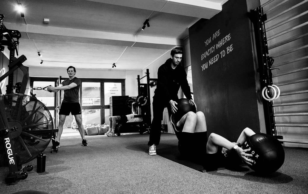 Semi Personal training | Bamboo Gym afvallen met personal trainer in een groep, privé gym nijmegen, bamboo gym, personal trainer nijmegen